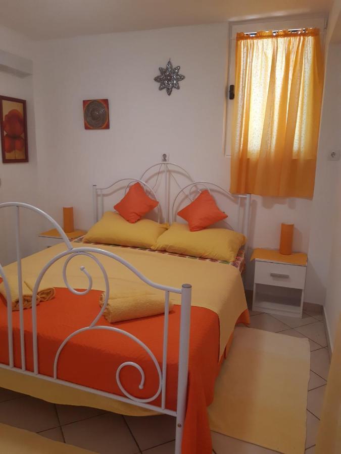 Palm House Apartment *